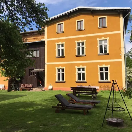 Domstolat